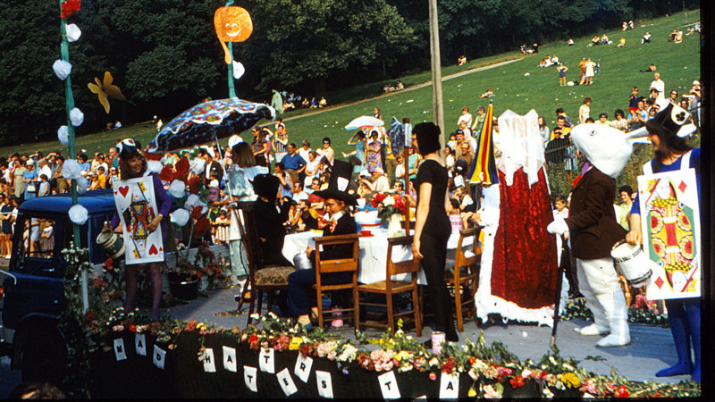 Hitchin carnival in 1964