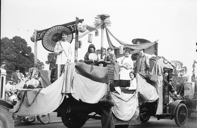 Hitchin carnival in 1929